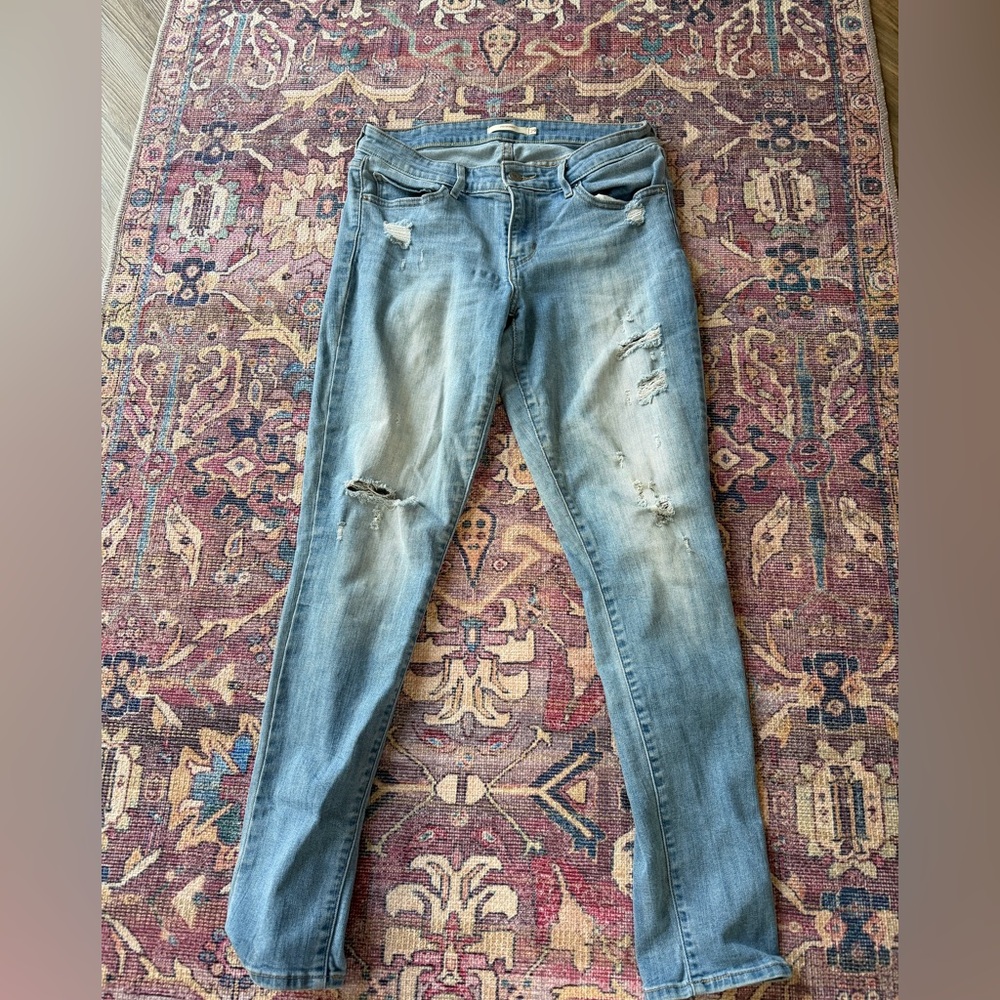 Levi 711 Skinny Womens Jeans Holes Rips 29